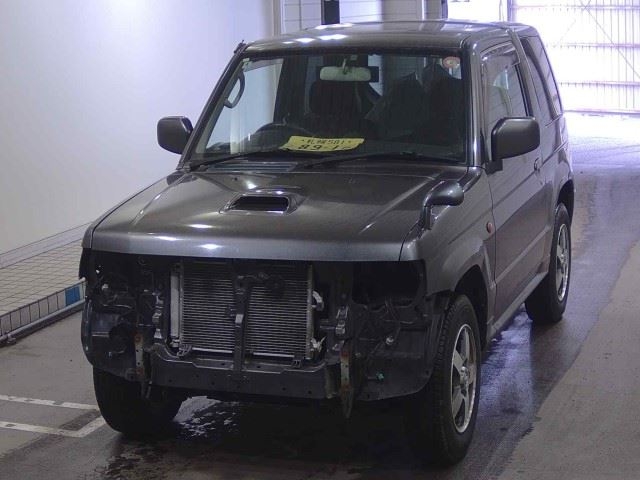 NISSAN KIX