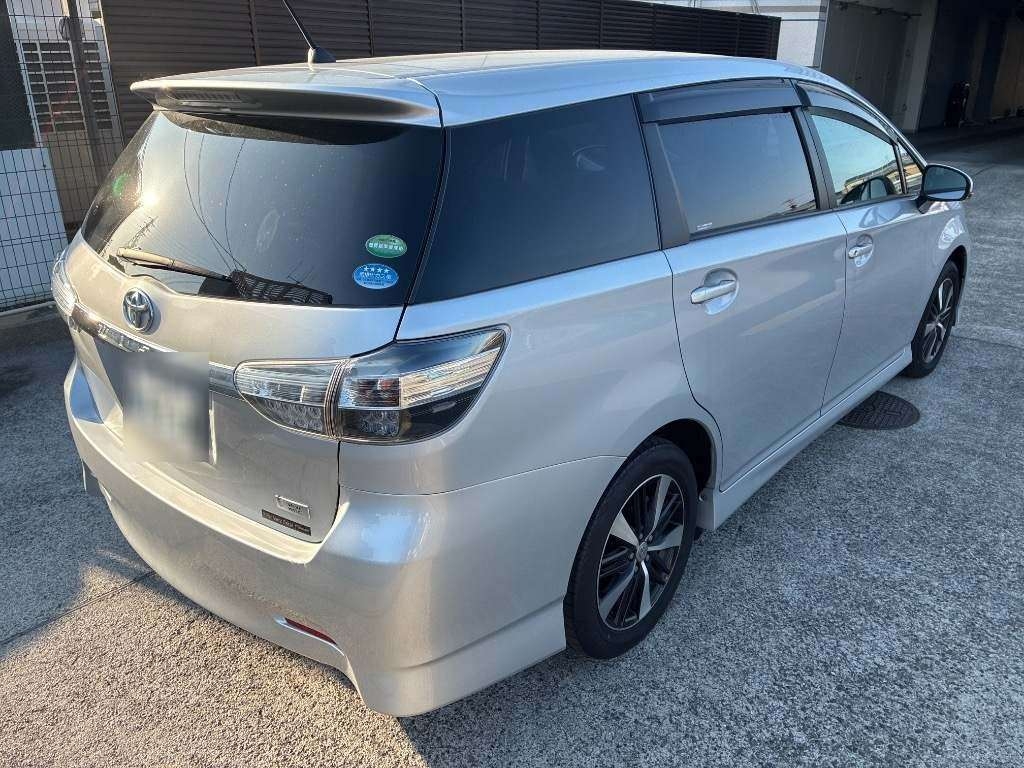 TOYOTA WISH