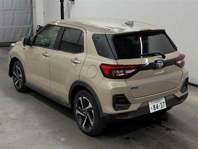 DAIHATSU ROCKY