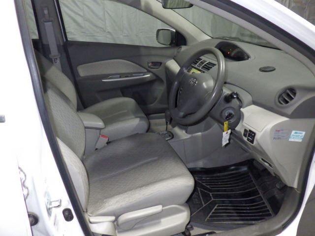 TOYOTA BELTA