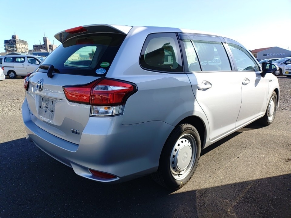 TOYOTA COROLLA FIELDER