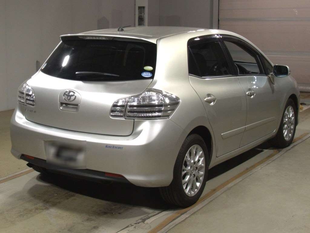 TOYOTA BLADE