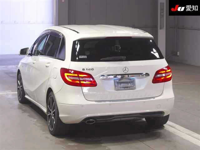 MERCEDES-BENZ B-CLASS