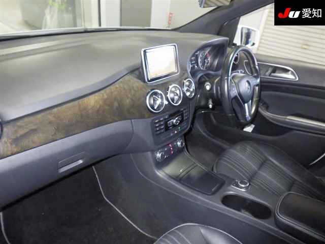 MERCEDES-BENZ B-CLASS