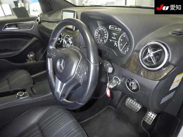 MERCEDES-BENZ B-CLASS