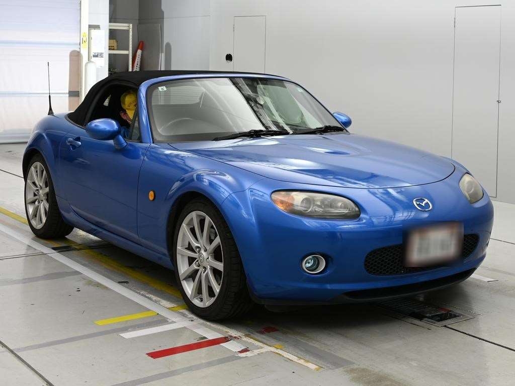 MAZDA ROADSTER