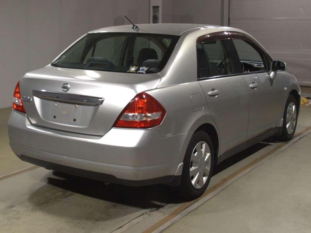 NISSAN TIIDA LATIO