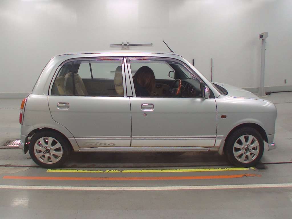DAIHATSU MIRA GINO