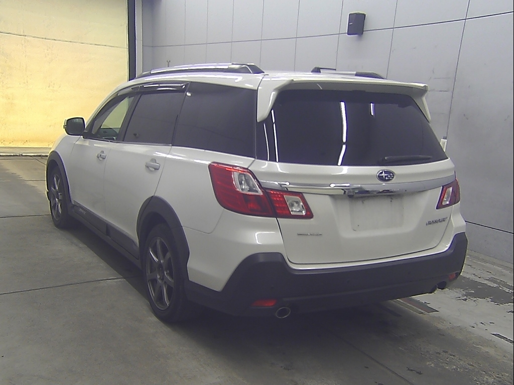 SUBARU EXIGA CROSSOVER 7