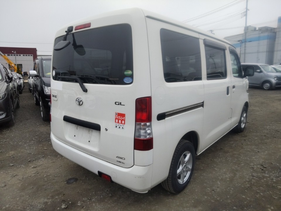 TOYOTA TOWN ACE