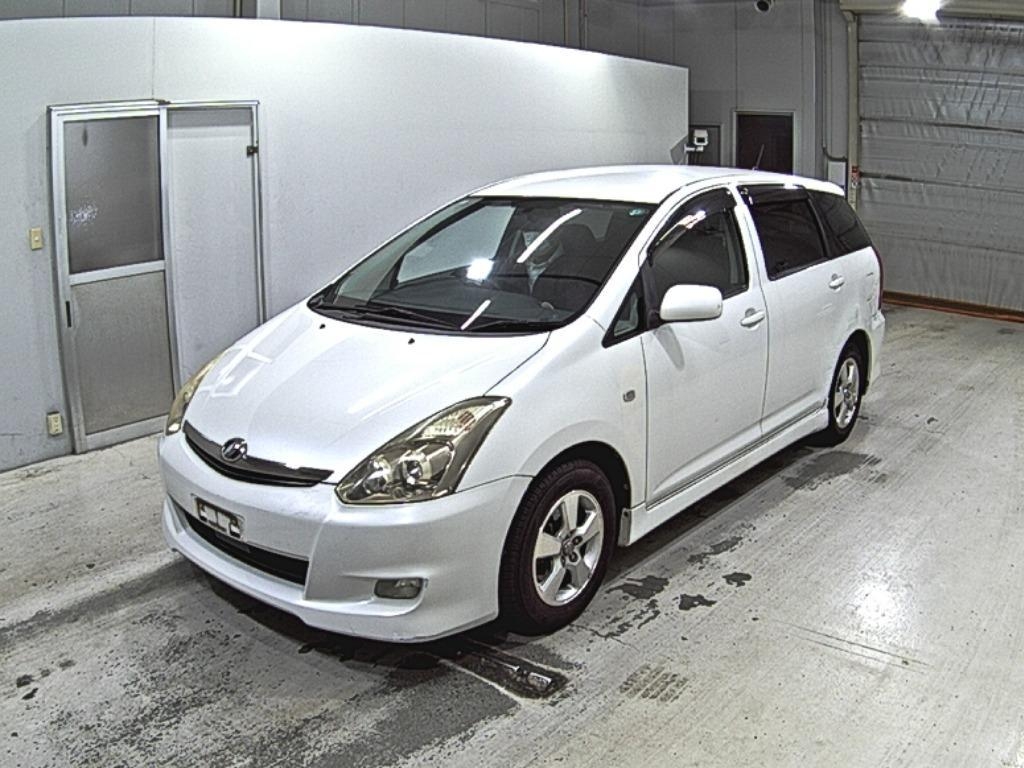TOYOTA WISH