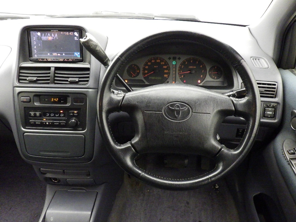 TOYOTA IPSUM
