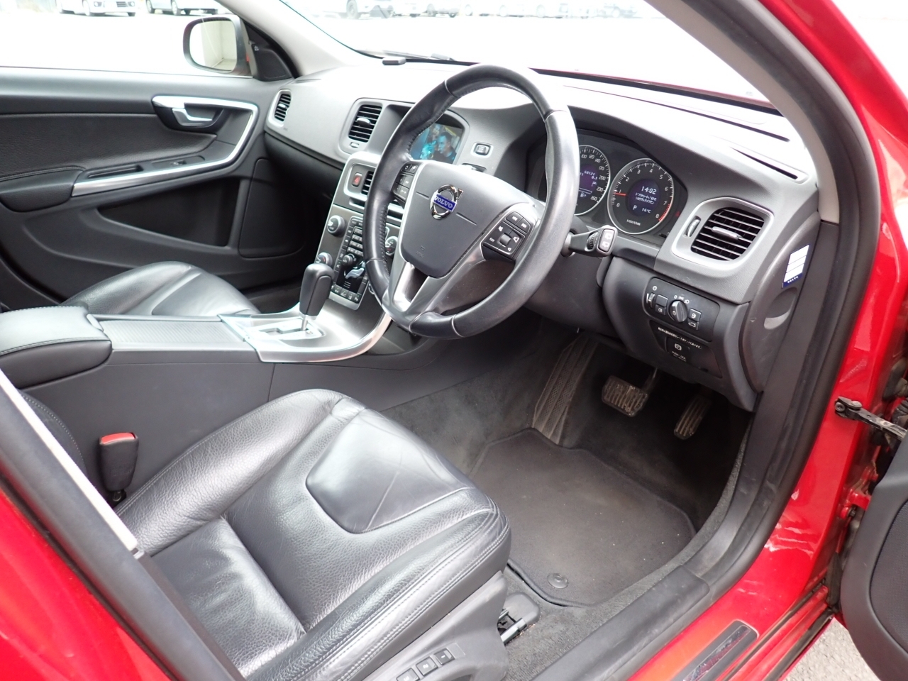 VOLVO V60