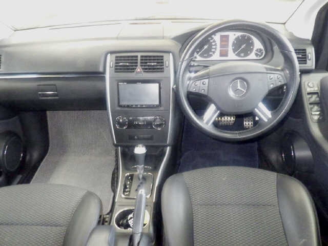 MERCEDES-BENZ B-CLASS