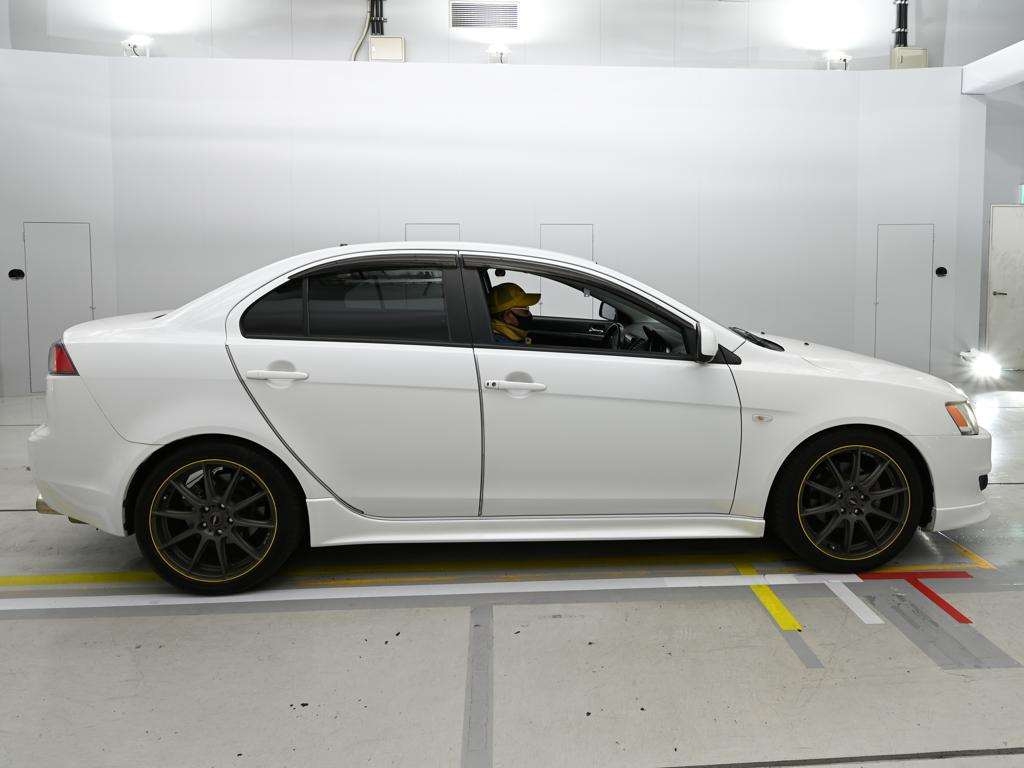 MITSUBISHI GALANT FORTIS