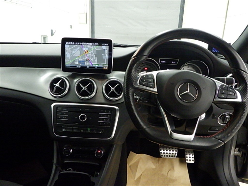 MERCEDES-BENZ CLA-CLASS