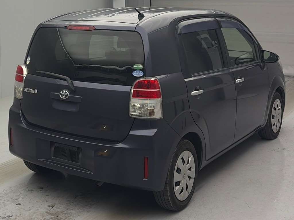 TOYOTA SPADE