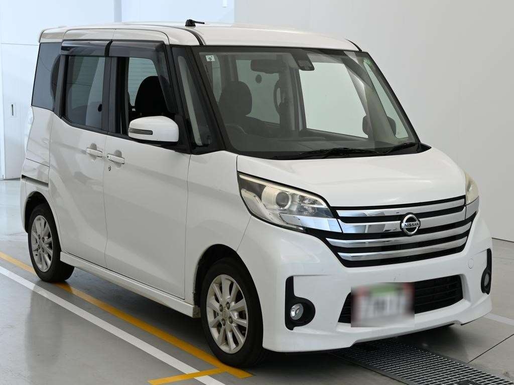 NISSAN DAYZ ROOX