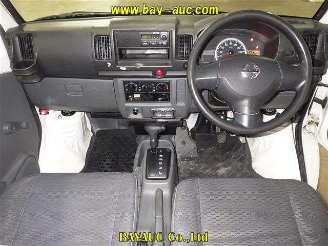 NISSAN NV100 CLIPPER