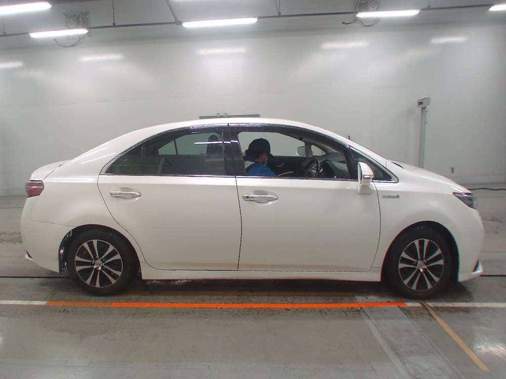 TOYOTA SAI