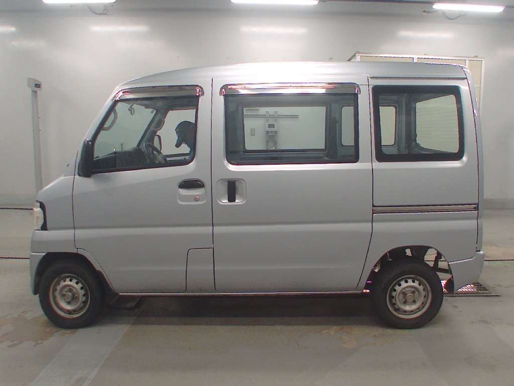 MITSUBISHI MINICAB