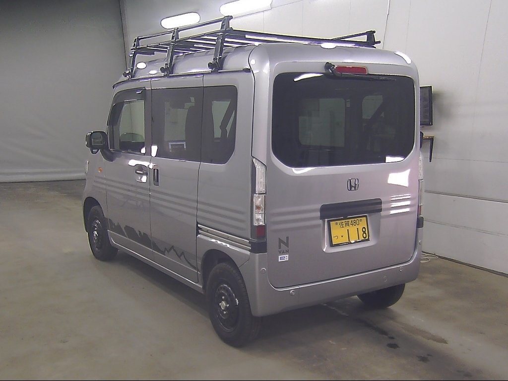 HONDA N-VAN