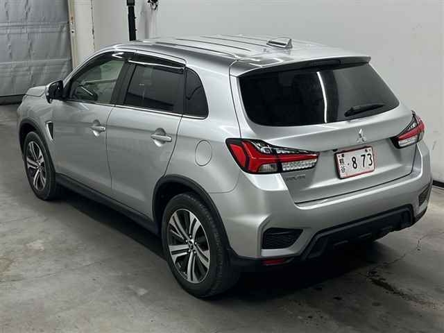 MITSUBISHI RVR