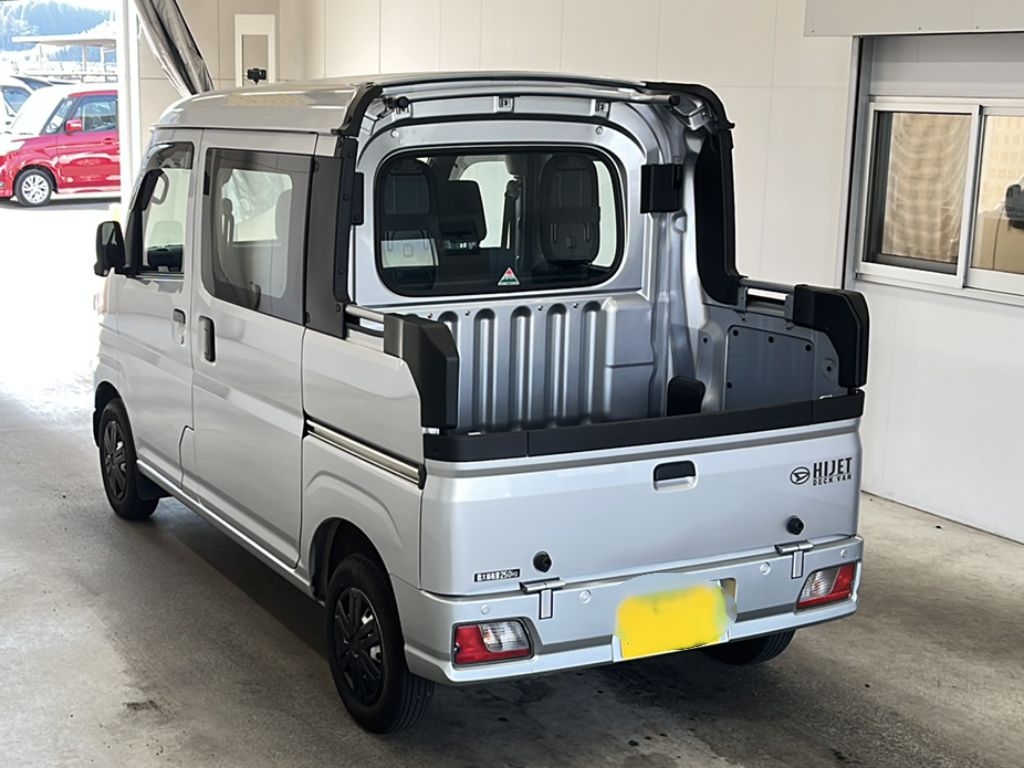 DAIHATSU ATRAI