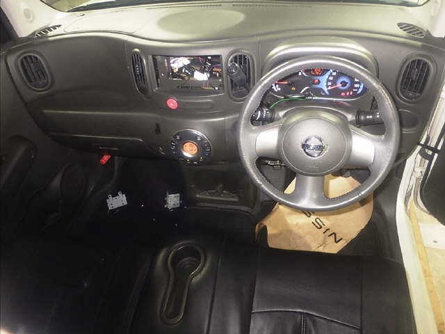 NISSAN CUBE