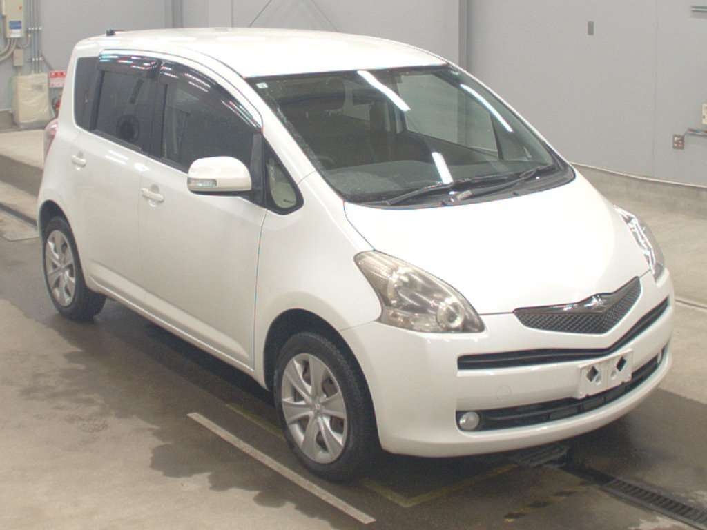 TOYOTA RACTIS