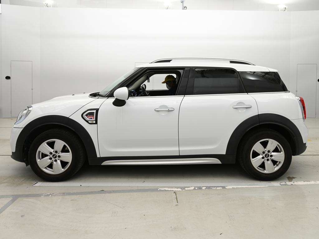 MINI CROSSOVER