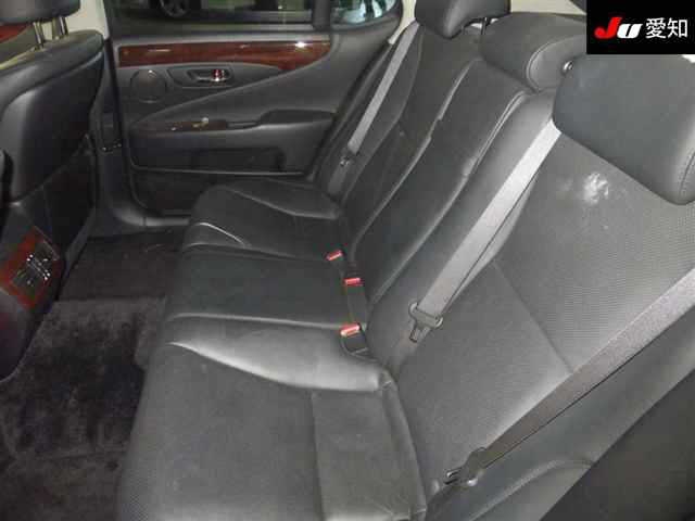 LEXUS LS460