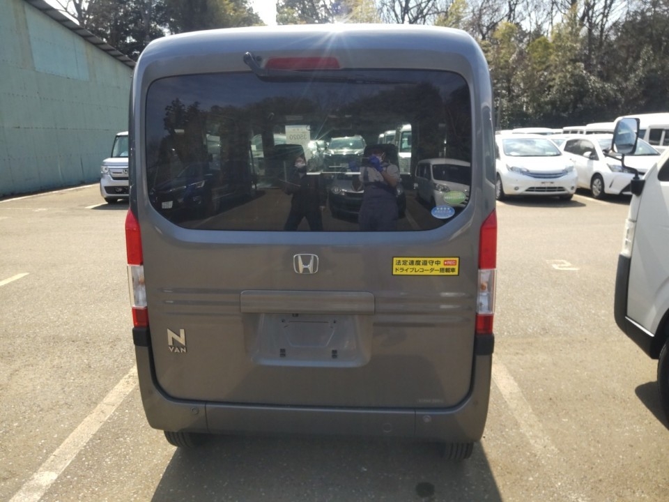 HONDA N-VAN