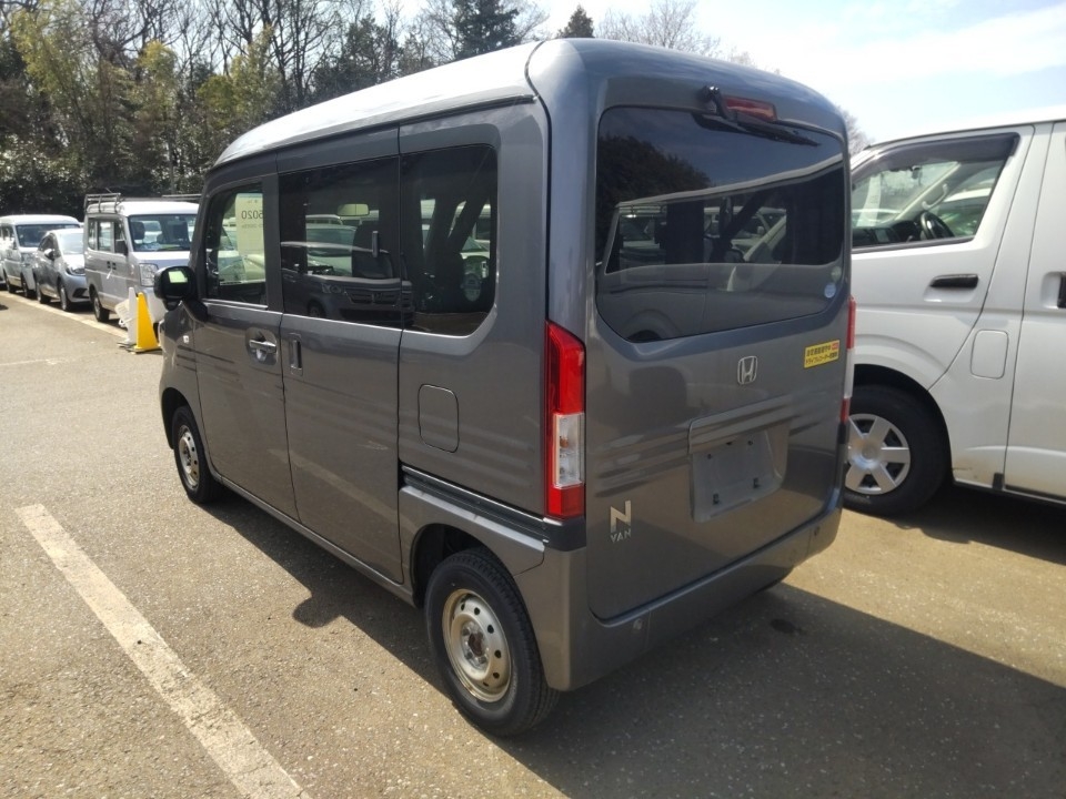 HONDA N-VAN