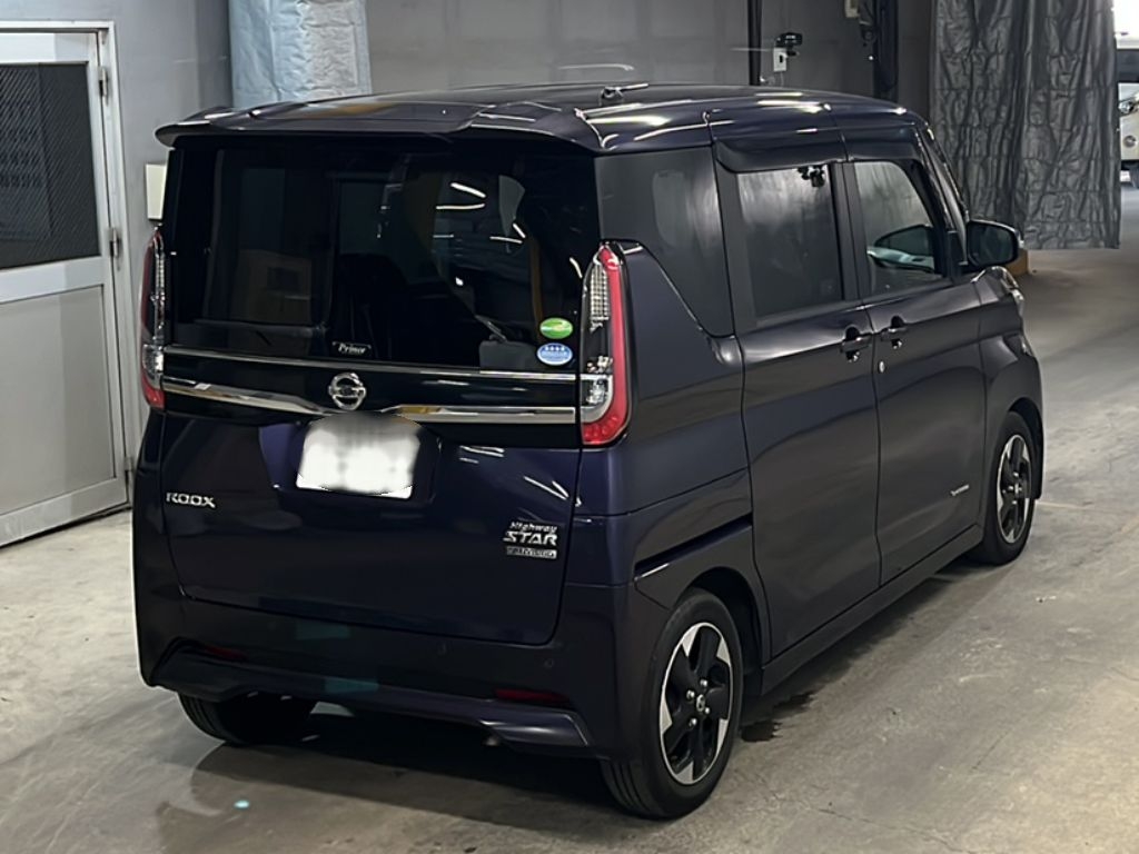 NISSAN ROOX