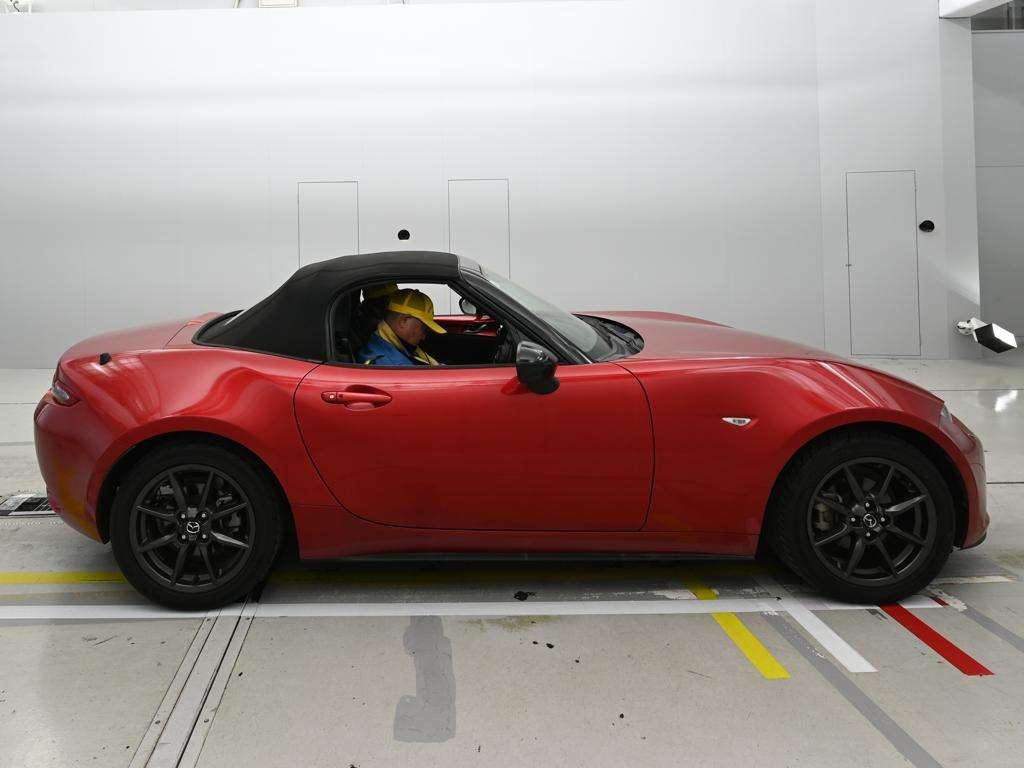 MAZDA MX-5