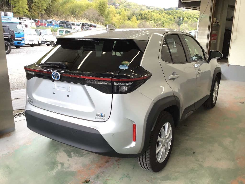 TOYOTA YARIS CROSS