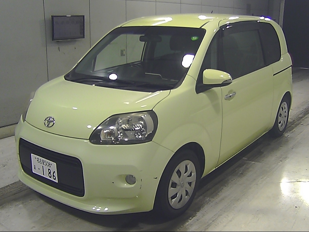 TOYOTA PORTE