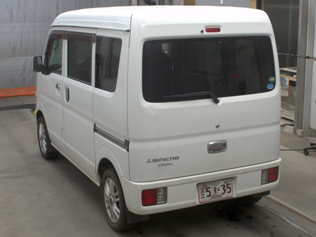 MITSUBISHI MINICAB