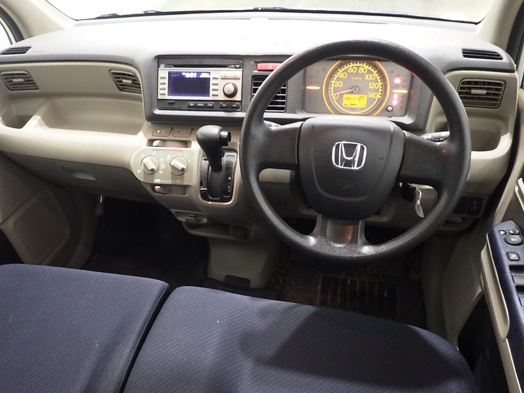 HONDA LIFE