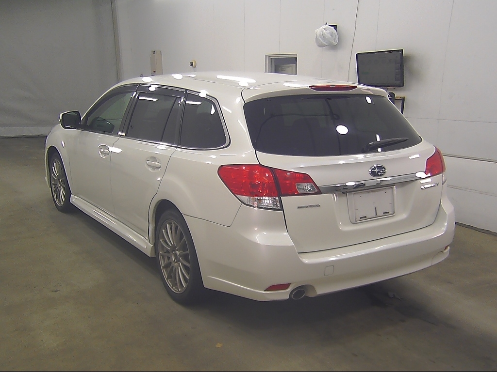 SUBARU LEGACY