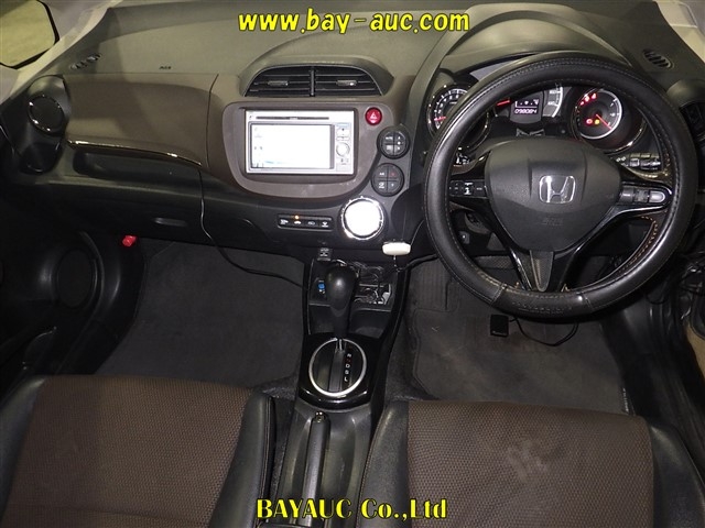 HONDA FIT SHUTTLE