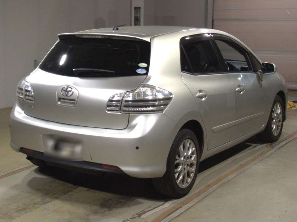 TOYOTA BLADE
