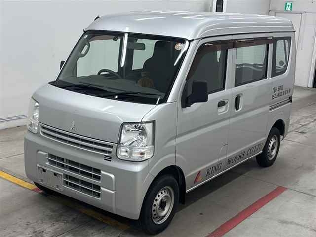 MITSUBISHI MINICAB