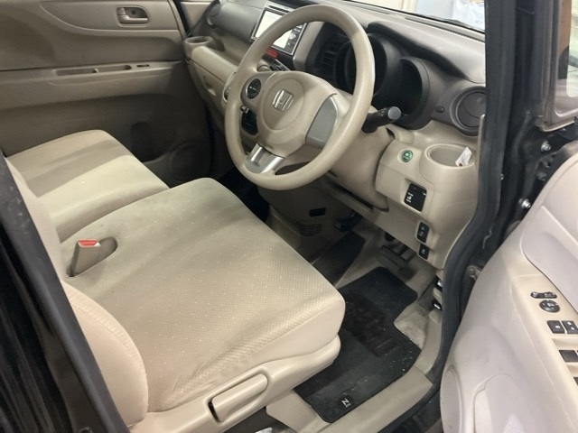HONDA N-BOX+
