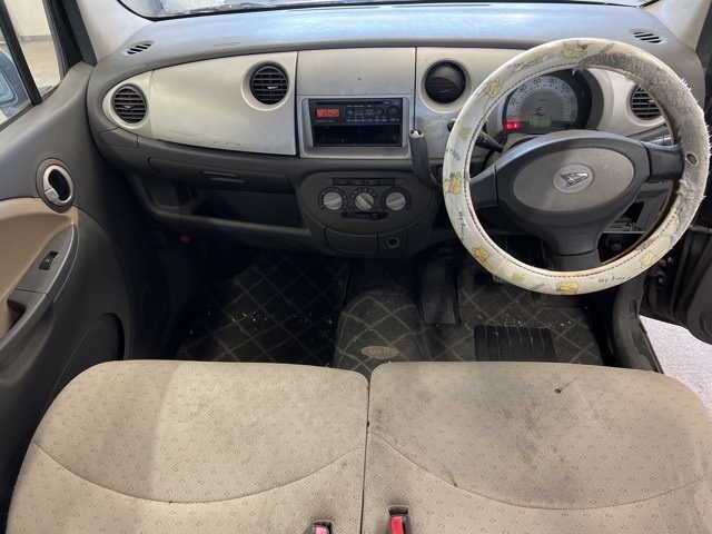 DAIHATSU MOVE LATTE