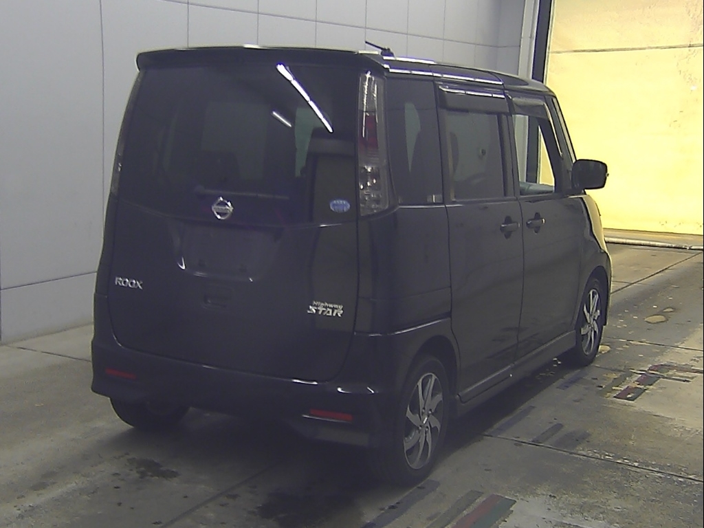 NISSAN ROOX