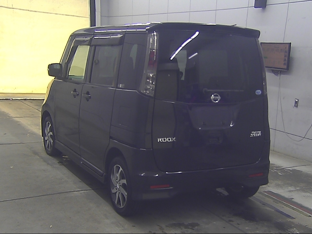 NISSAN ROOX