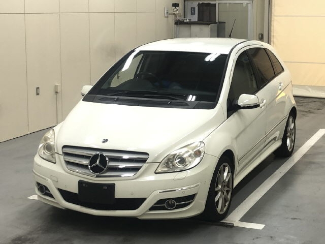 MERCEDES-BENZ B-CLASS