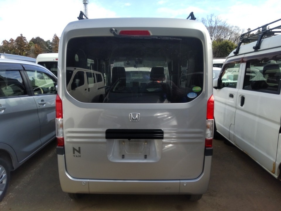 HONDA N-VAN